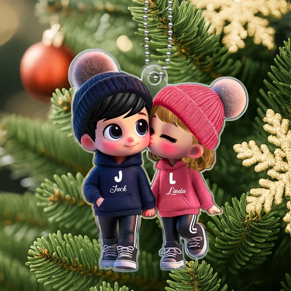 Appendiabiti Personalizzato In Acrilico Per Auto - Momento Romantico Di Una Coppia Che Si Bacia - Regalo Personalizzato Con Nome Per Fidanzato E Fidanzata - GiftlabIT