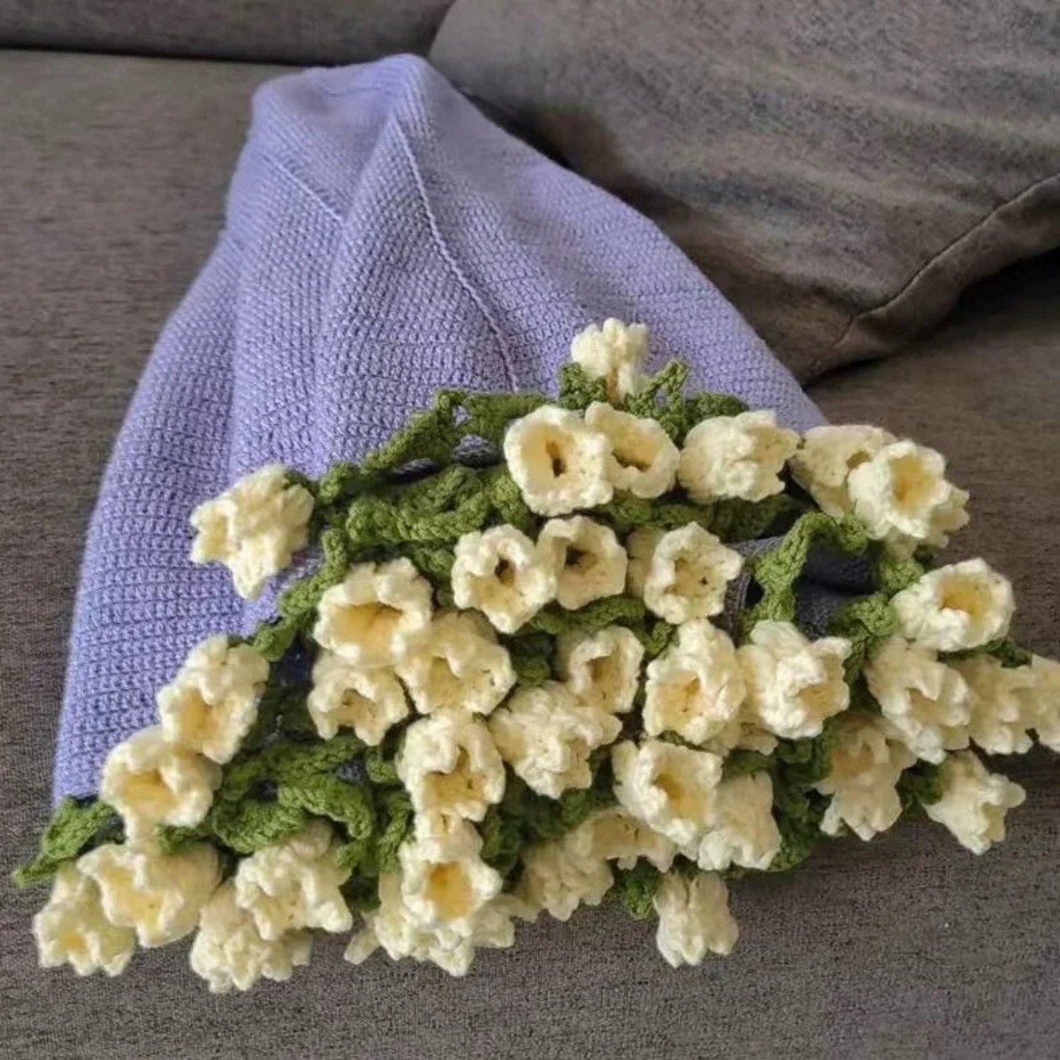 Kit Fai Da Te Per Realizzare Una Coperta A Rose Lavorata A Mano, Un Regalo Perfetto Per La Festa Della Mamma E San Valentino. - GiftlabIT