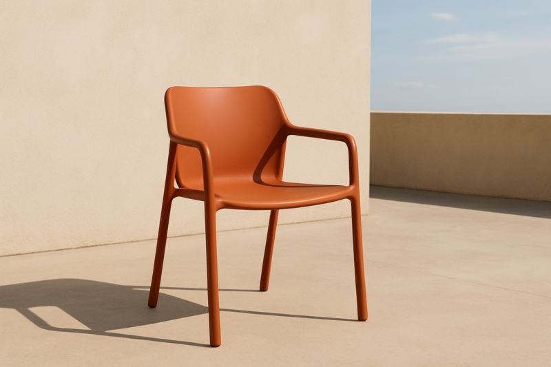 Sedia da Esterno in Plastica Terra Cotta