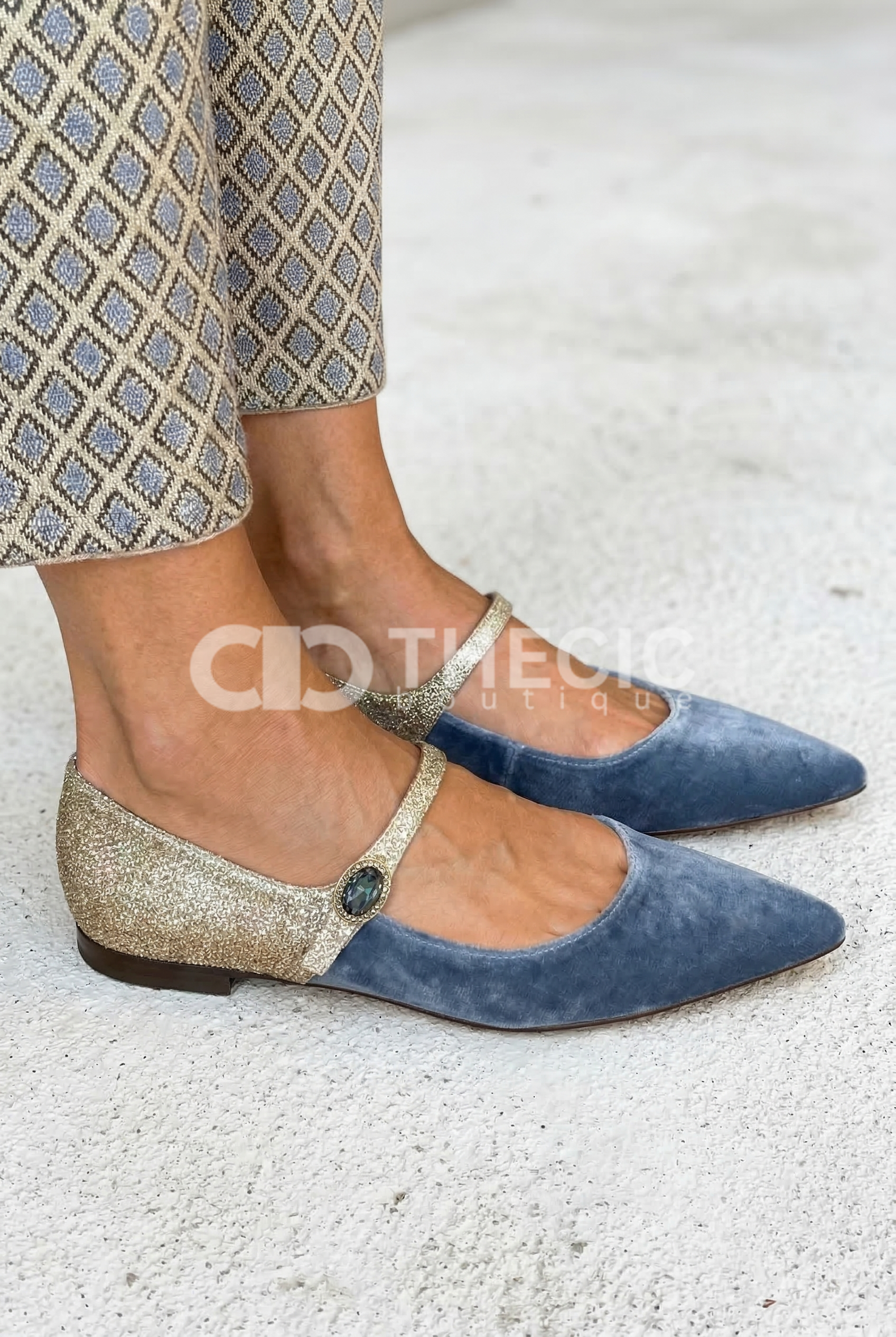 Elegant Blue Velvet Instep Strap Buckle Patchwork Flats