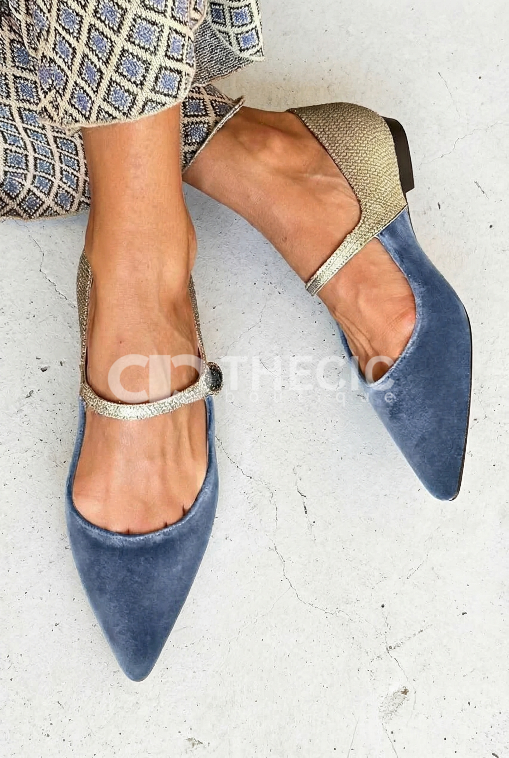 Elegant Blue Velvet Instep Strap Buckle Patchwork Flats