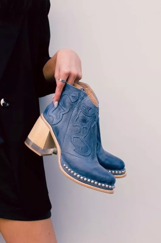Embroidered Thick Heel Sewing Rivets Vintage Ankle Boots