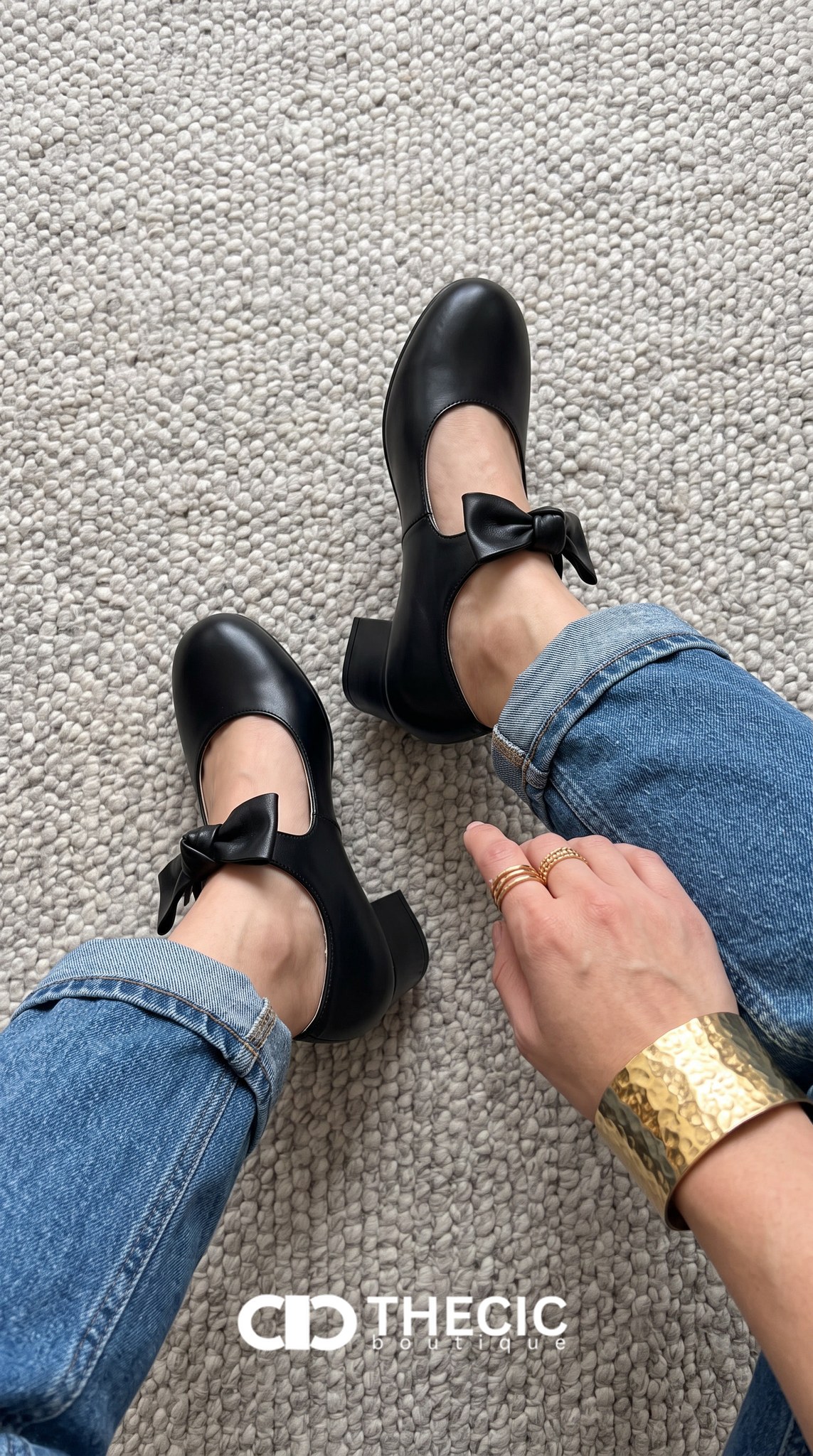 Bow-Embellished Block Heel Mary Jane Shoes