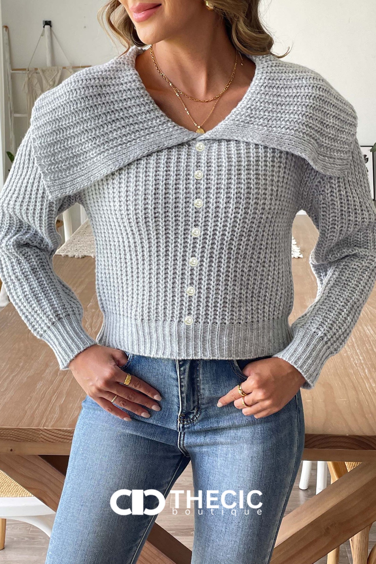 Chunky Knit Wide Collar Pearl Button Cardigan