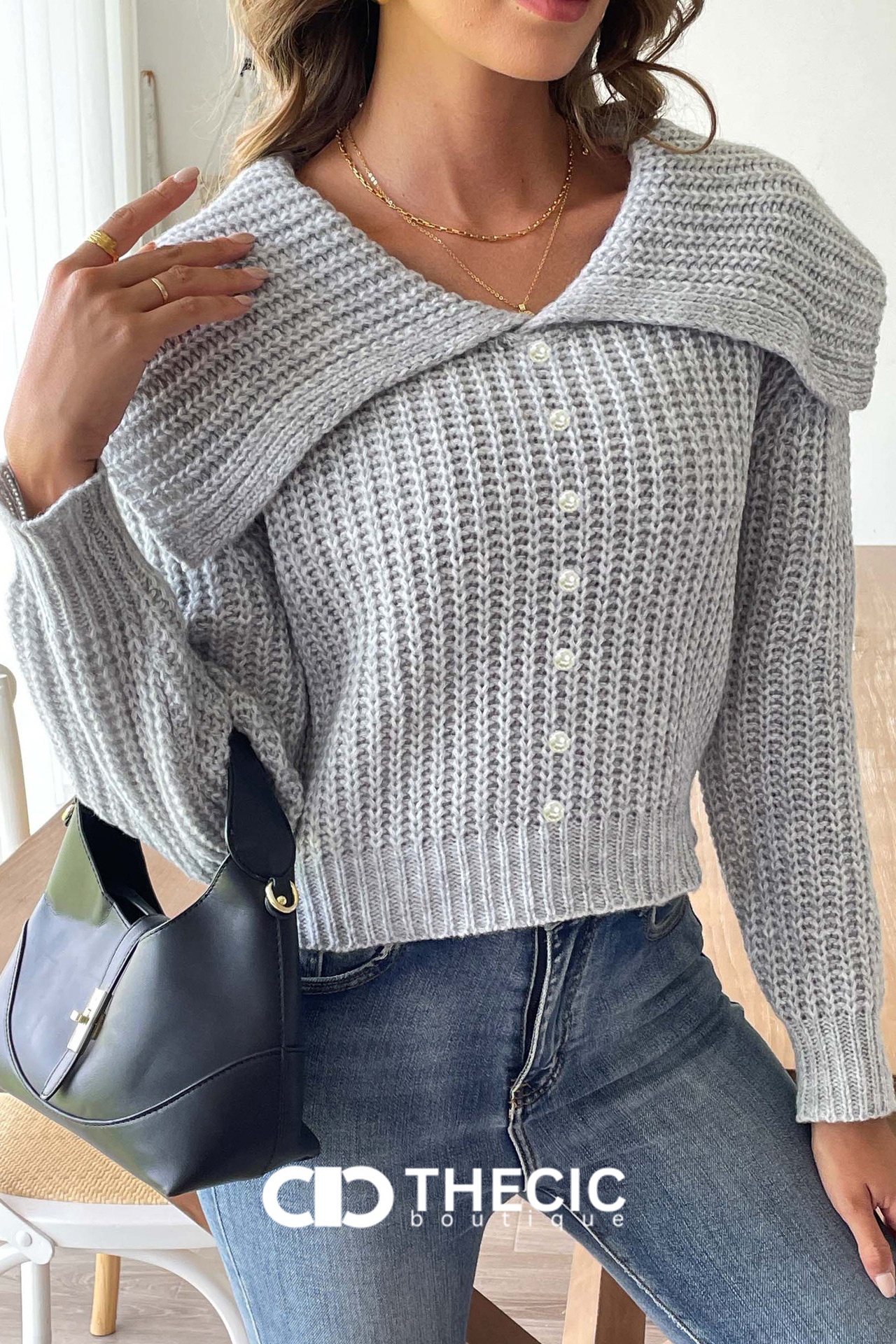 Chunky Knit Wide Collar Pearl Button Cardigan