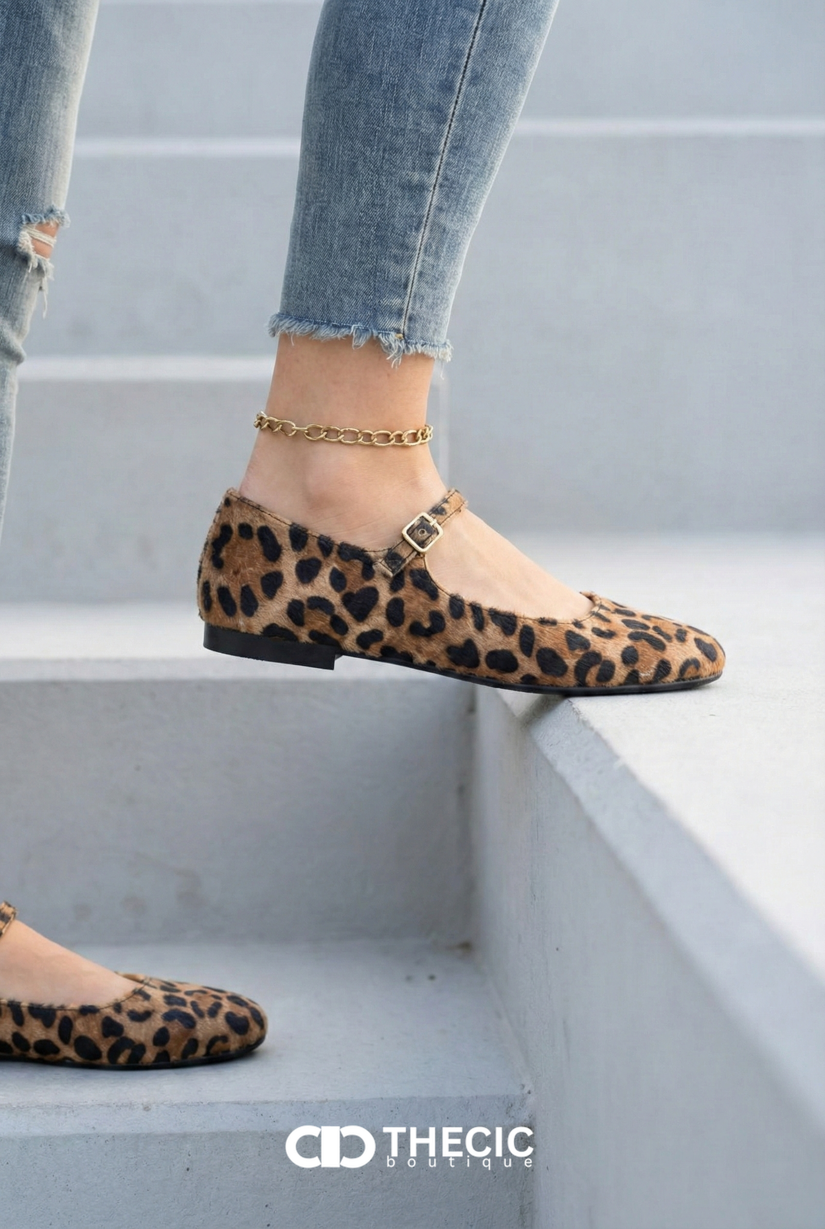Classic Leopard Print Buckle Strap Mary Jane Flats
