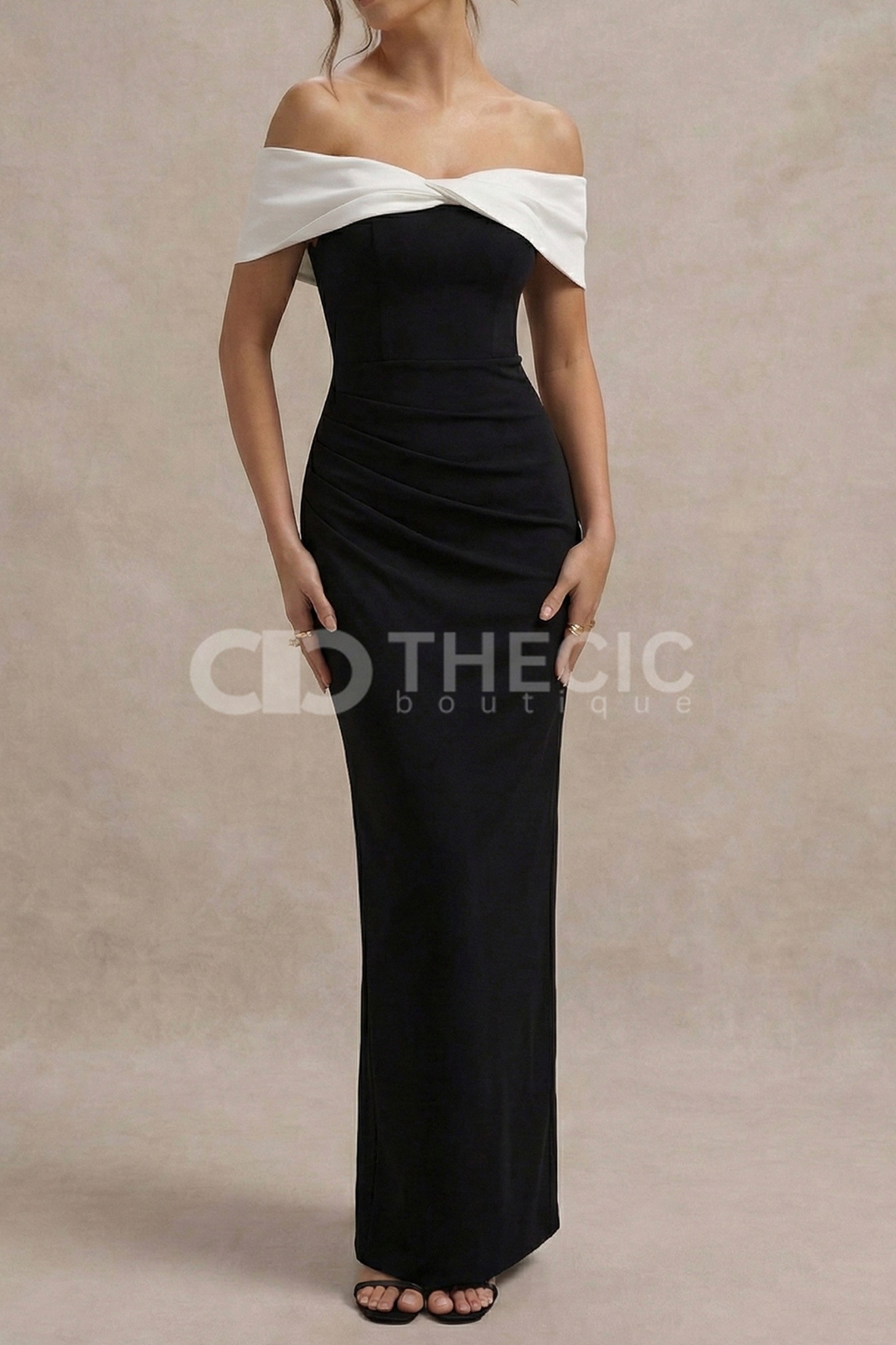 Contrast Draped Off-Shoulder Fitted Maxi Gown