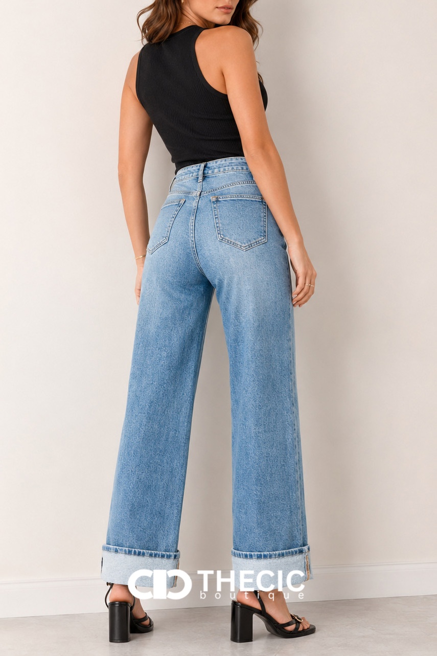Cuffed Hem Wide-Leg Denim Jeans