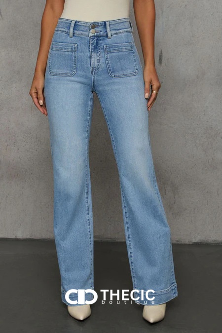 Denim High-Waisted Wide-Leg Patch Pocket Jeans