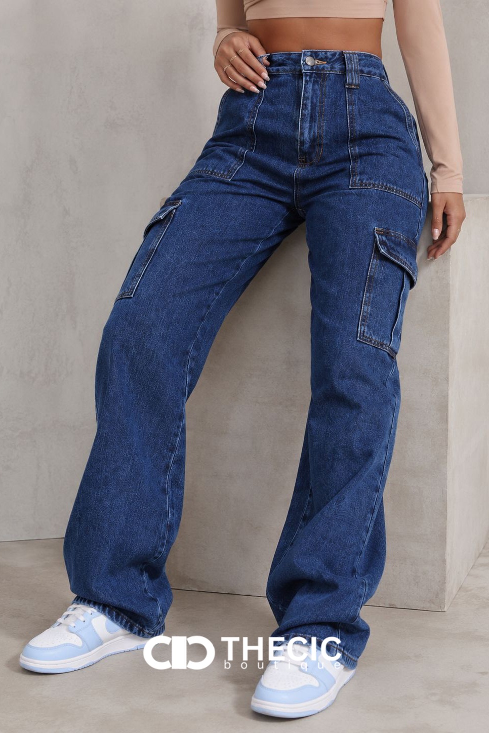 Denim Wide-Leg Cargo Pants with Utility Pockets