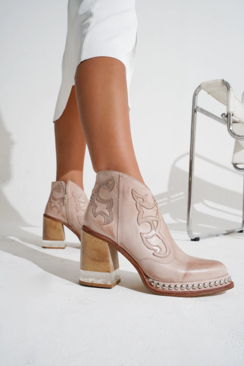 Embroidered Thick Heel Sewing Rivets Vintage Ankle Boots