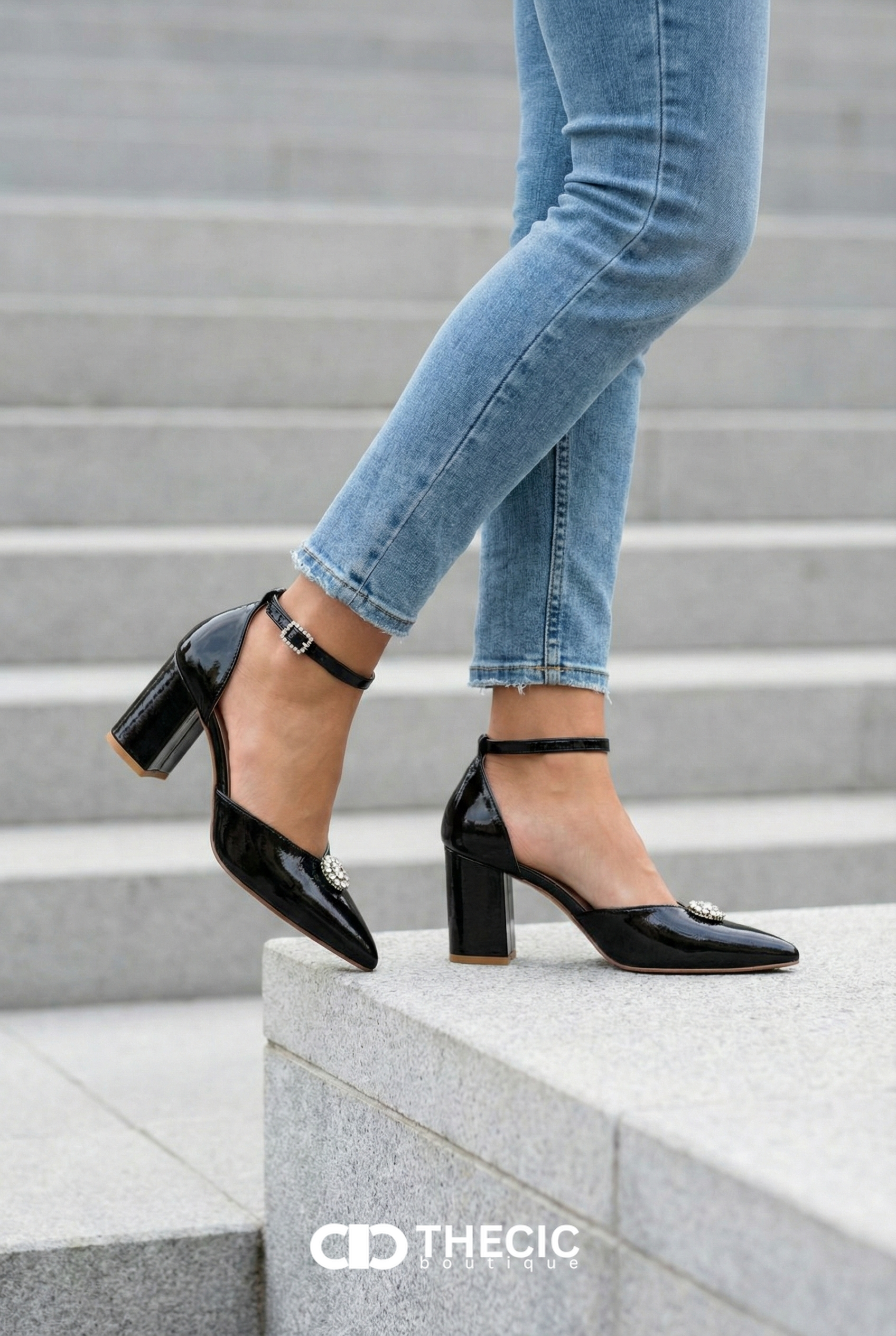 Embellished Patent Leather Pointed-Toe Block Heel Pumps