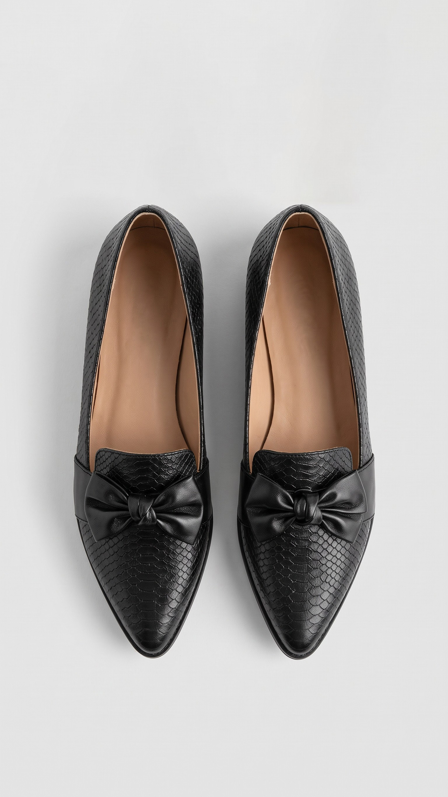 Embossed Pointed-Toe Bow Detail Slip-On Flats
