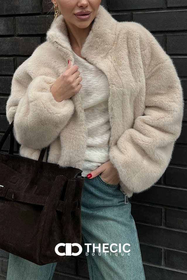 Faux Fur Cropped Stand Collar Jacket