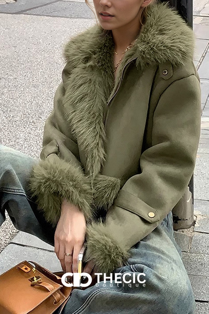 Faux Fur Trimmed Cropped Zipper Jacket
