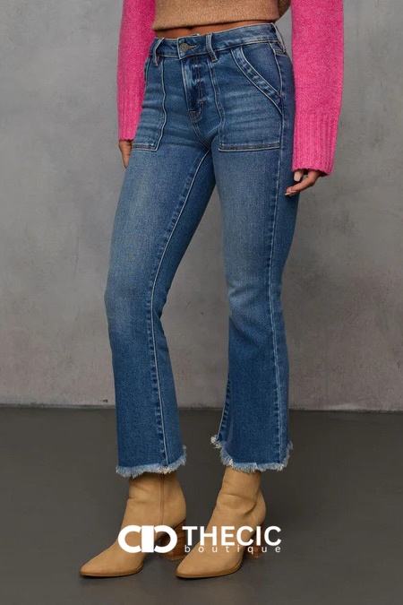 Frayed Hem Flare Jeans with Patch Pockets