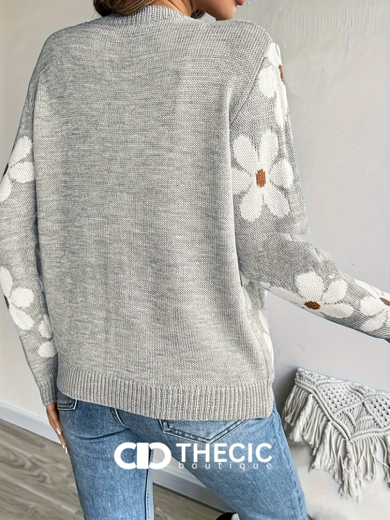 Knitted Floral V-Neck Button-Front Cardigan