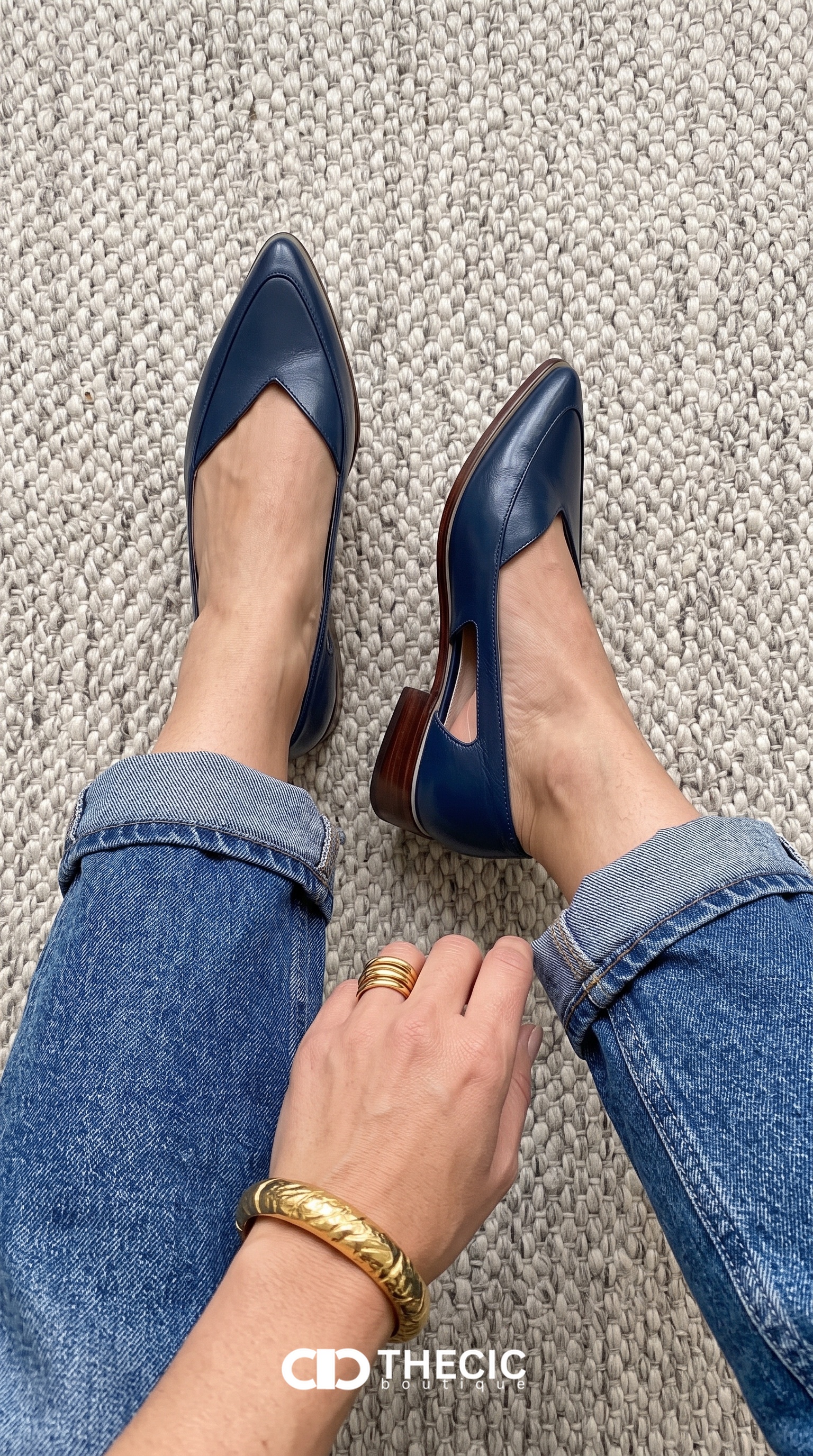 Leather Pointed-Toe Cutout Slip-On Flats