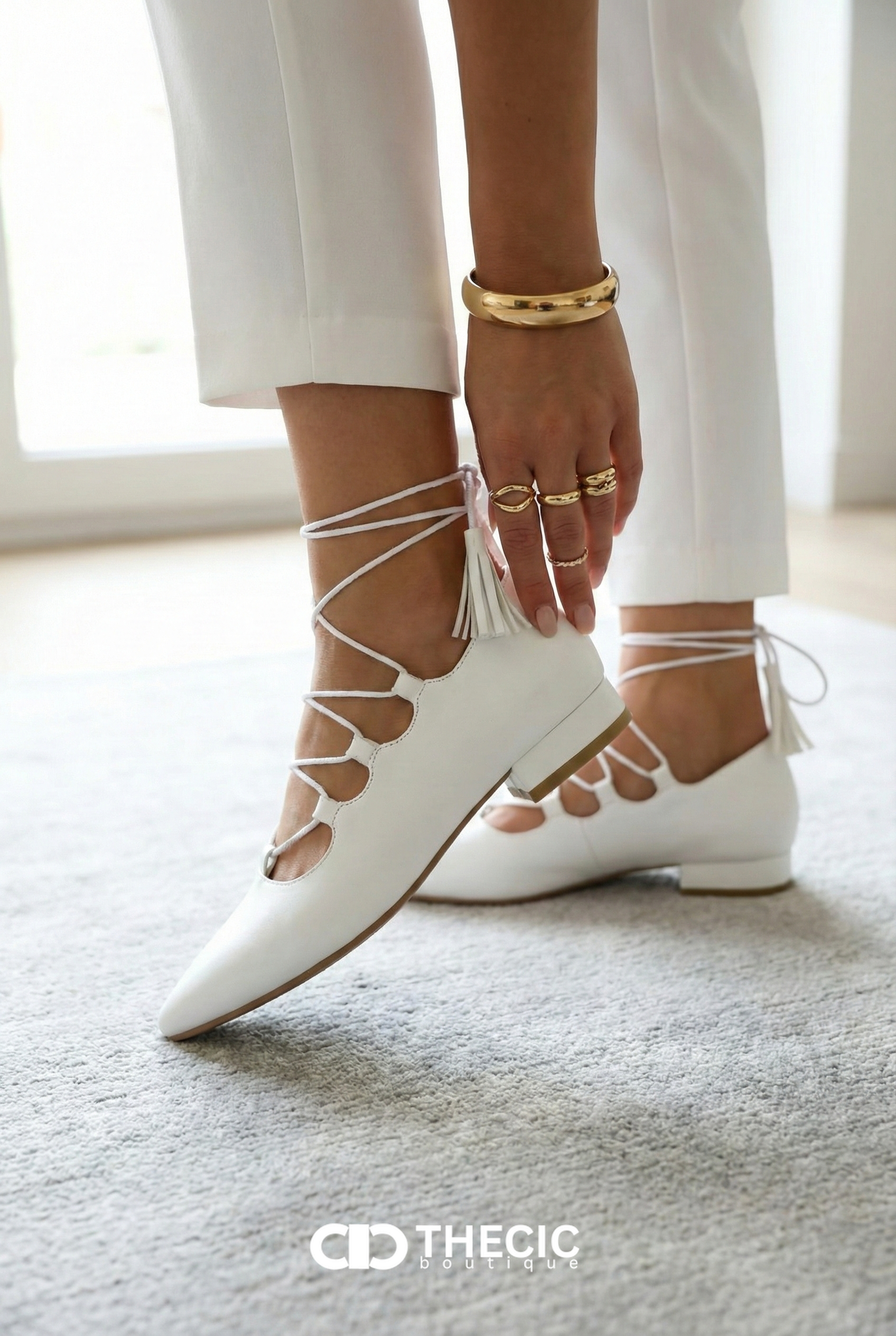 Leather Pointed-Toe Lace-Up Ballet Flats