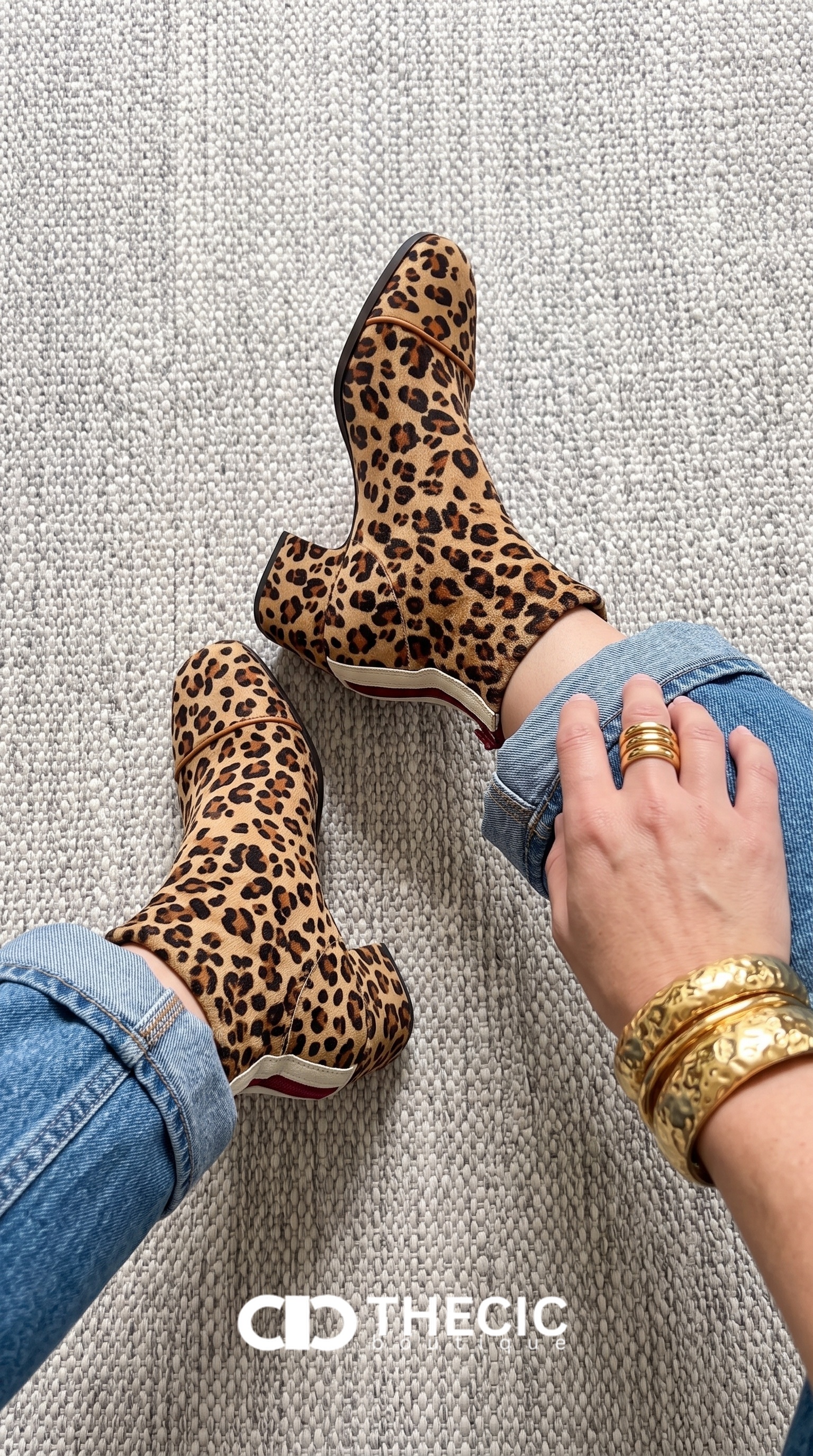 Leopard Print Block Heel Back Zipper Ankle Boots