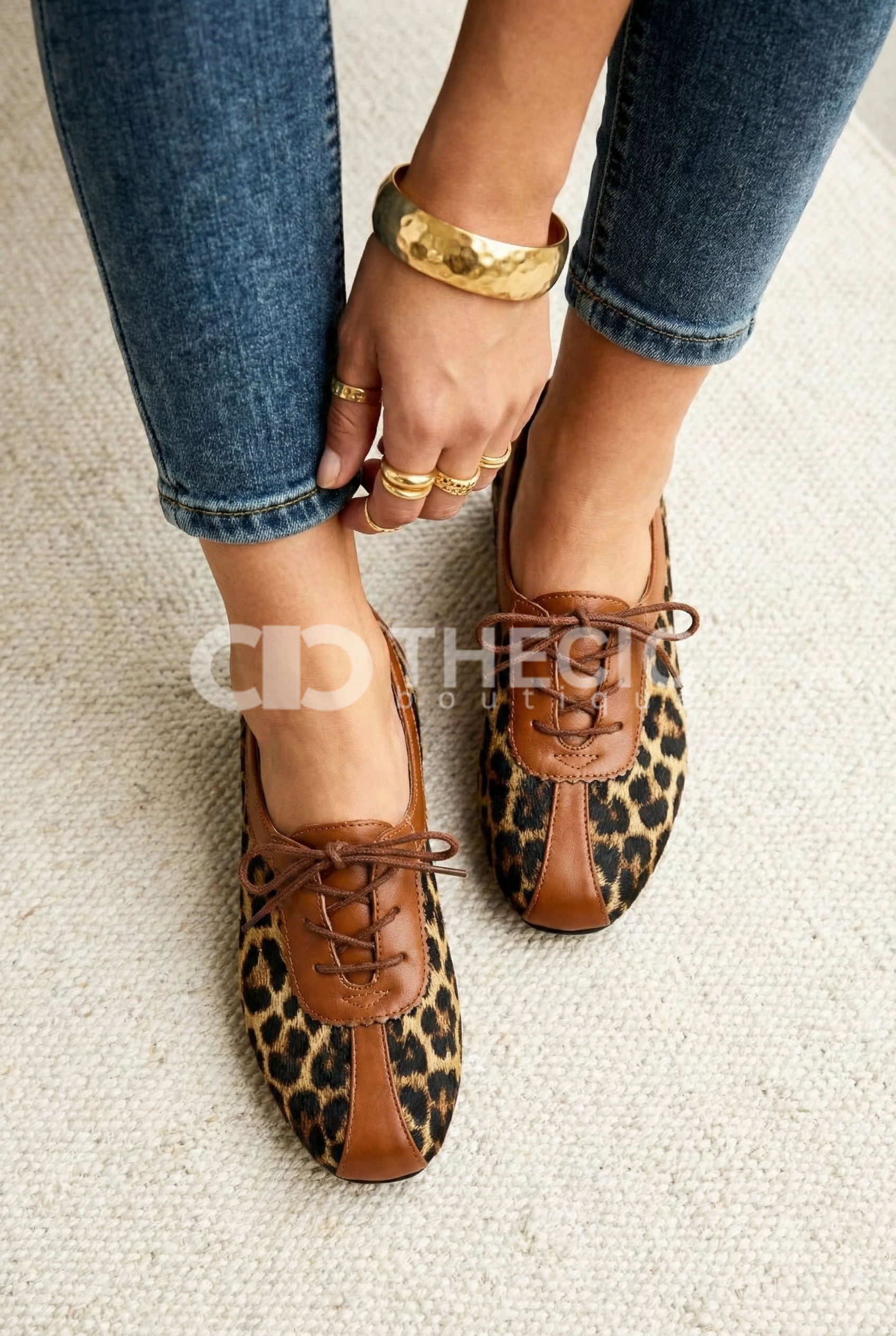 Leopard Print Leather Lace-Up Oxford Flats