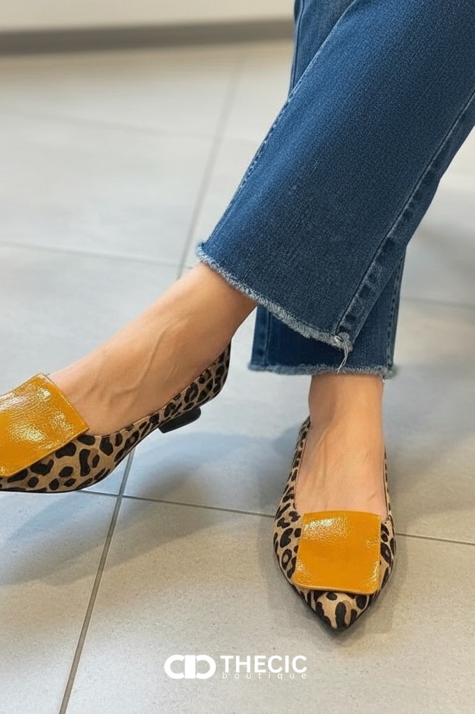 Leopard Print Pointed-Toe Buckle Ballet Flats