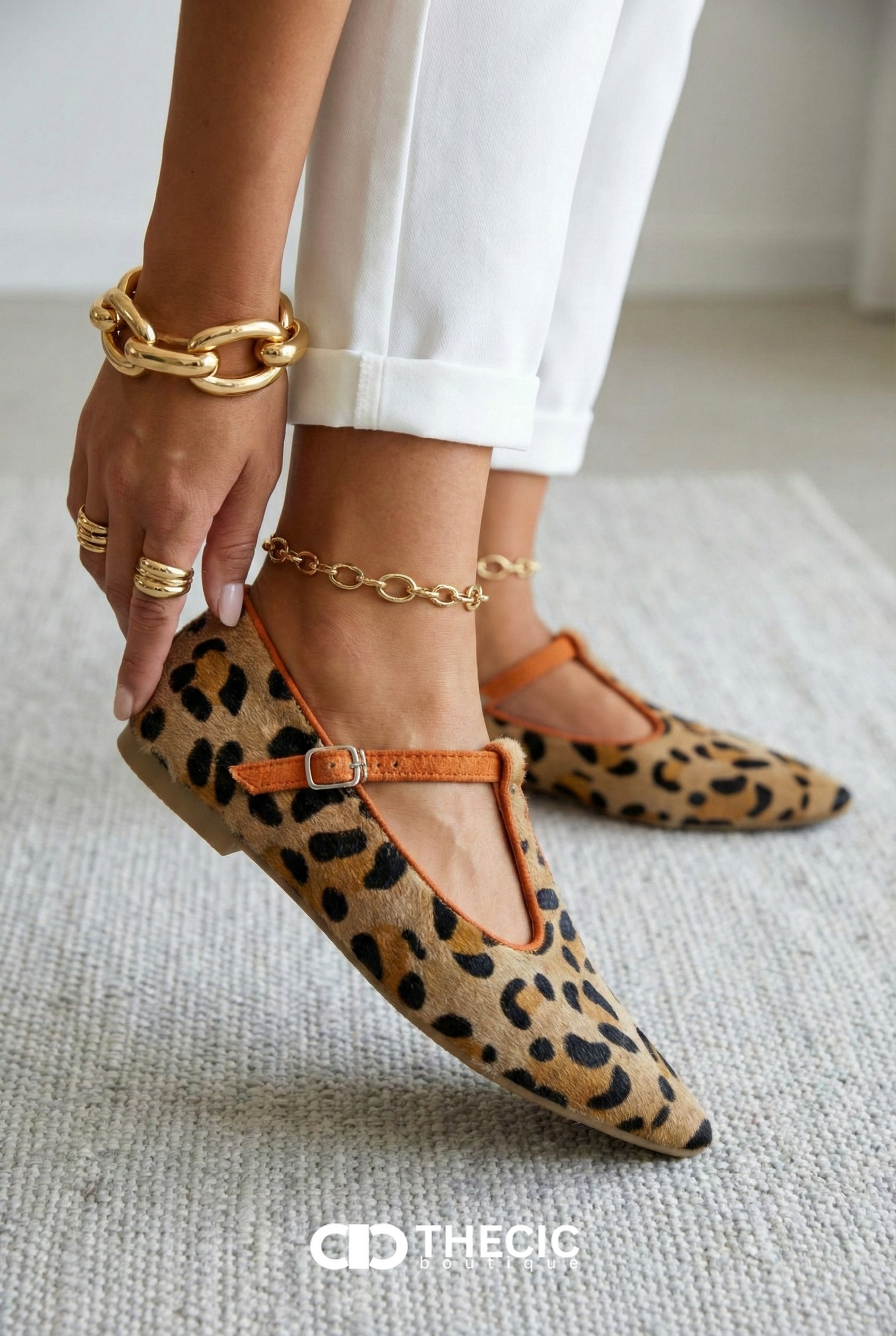 Leopard Print Pointed-Toe Mary Jane Flats