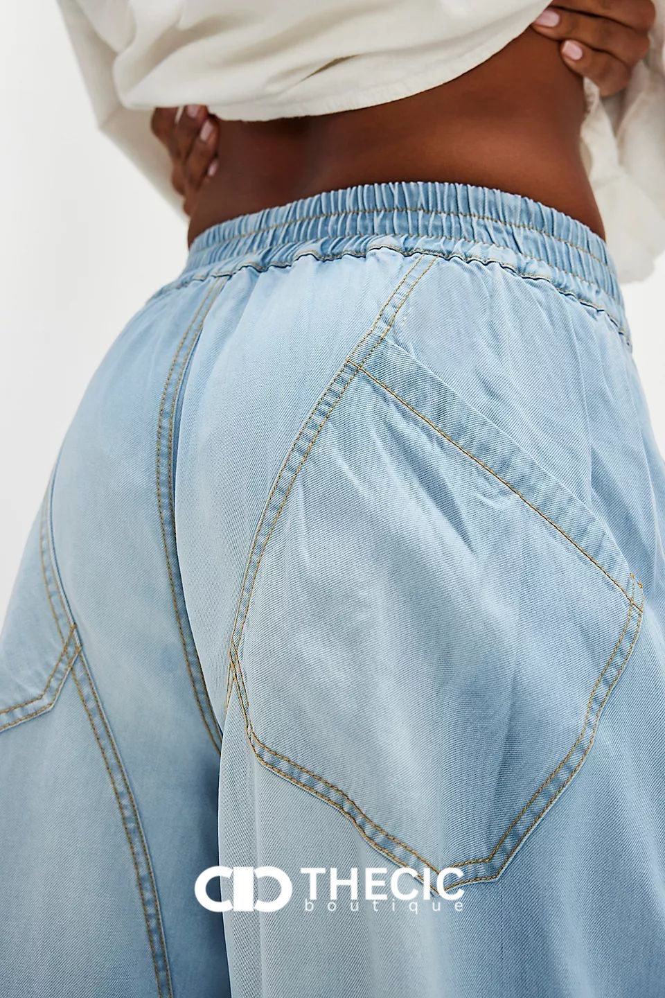 Light Wash Elastic Waist Wide Leg Pants