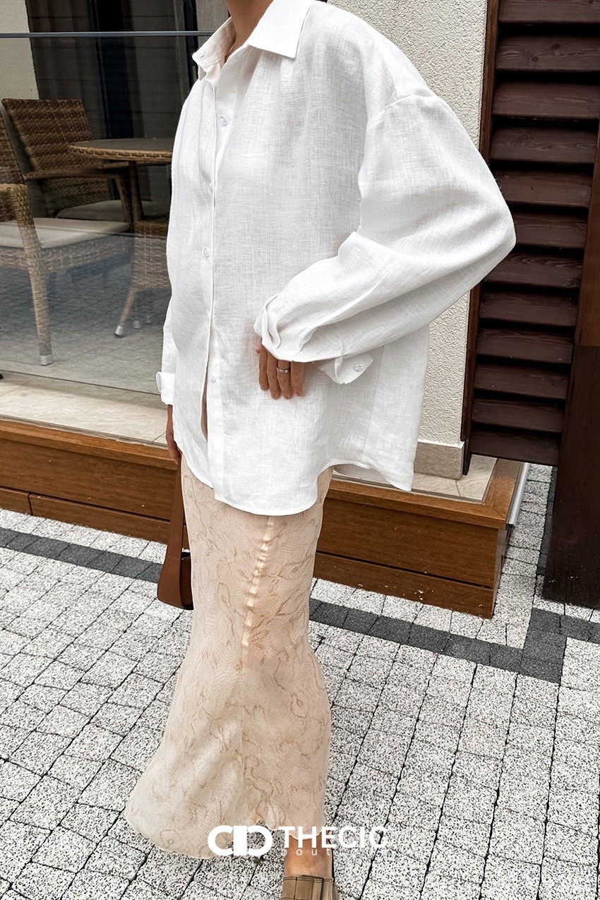 Linen Blend Oversized Button-Up Collared Shirt