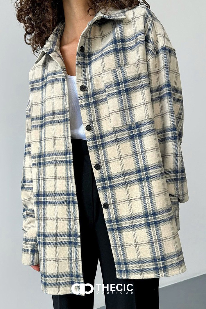 Oversized Plaid Flannel Button-Down Shirt