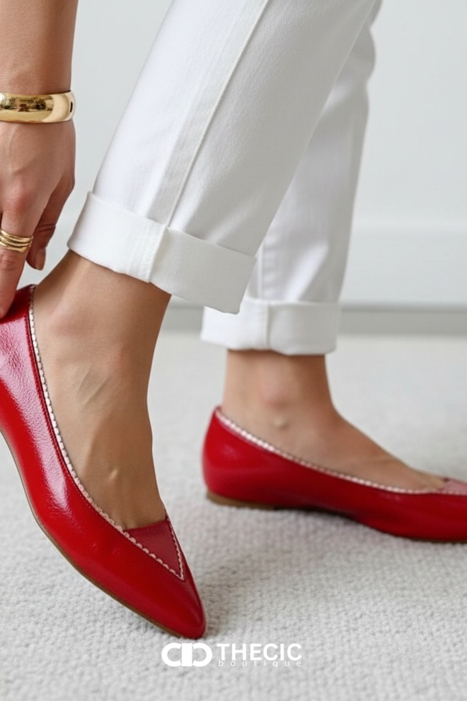 Patent Leather Pointed-Toe V-Cut Ballet Flats
