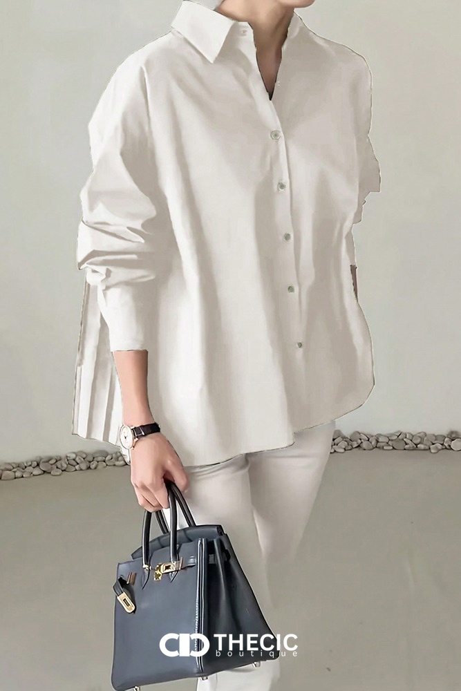 Pleated Back Button-Down Relaxed Fit Blouse
