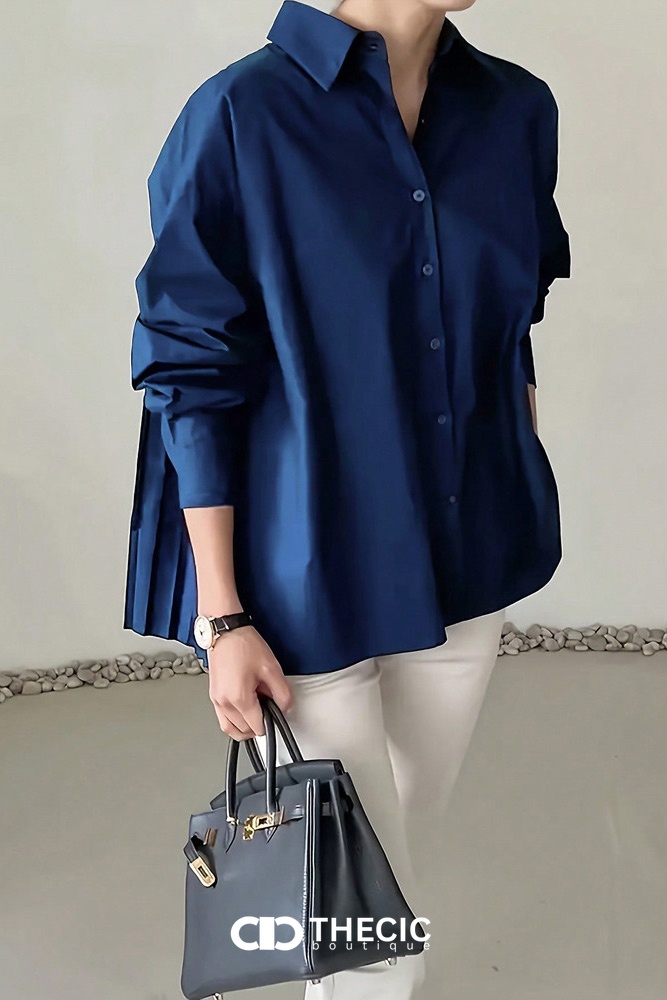 Pleated Back Button-Down Relaxed Fit Blouse
