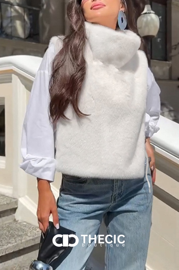 Plush Faux Fur Turtleneck Layering Vest