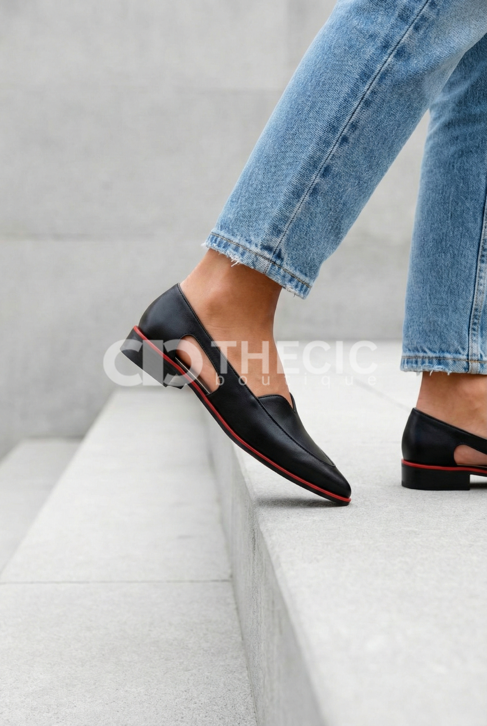 Pointed-Toe Cutout Loafer Flats with Red Trim