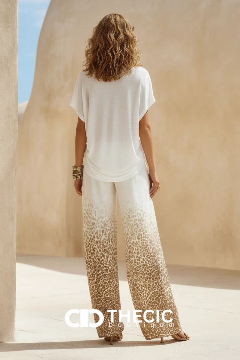 Relaxed V-Neck Leopard Print Wide Leg Set