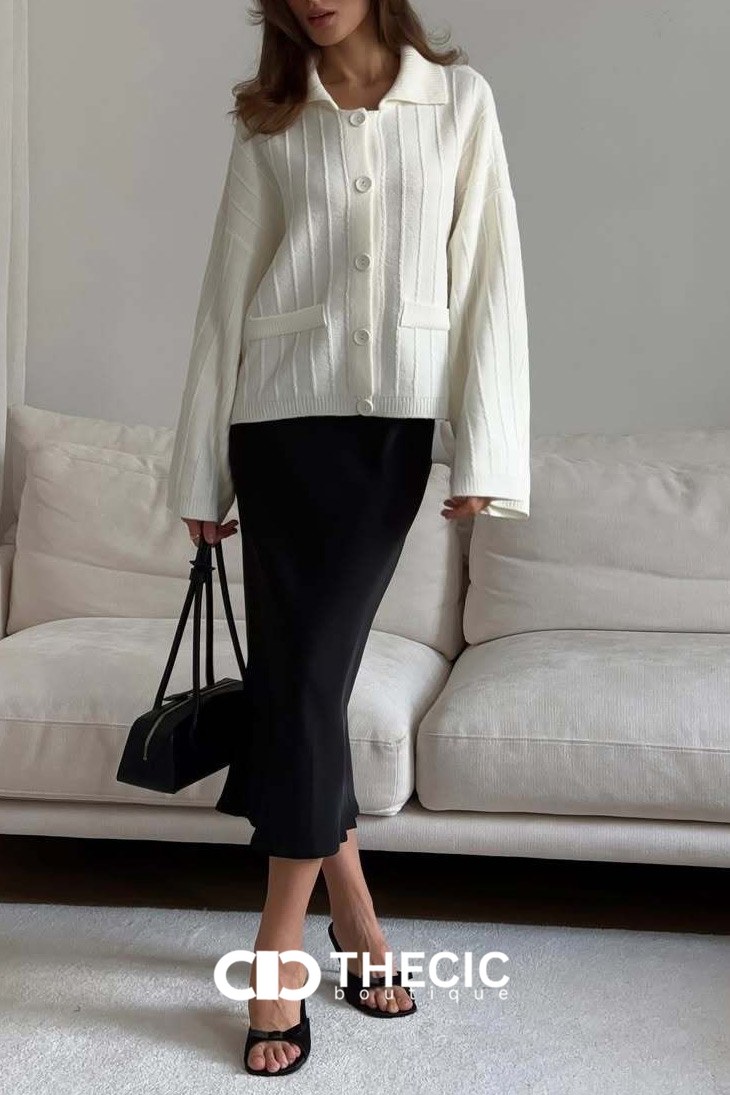 Ribbed Knit Collared Button-Front Wide-Sleeve Cardigan