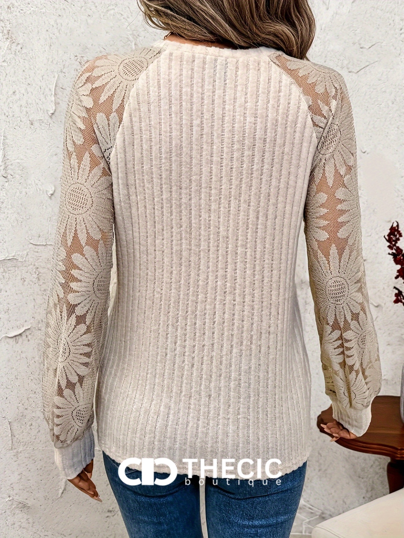 Ribbed Knit Floral Lace Raglan Sleeve Top