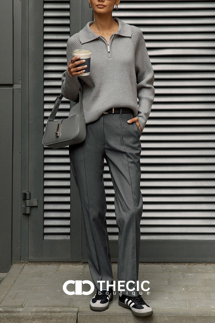 Ribbed Knit Polo Collar Quarter-Zip Sweater