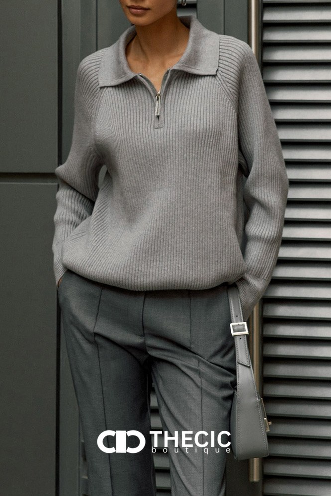 Ribbed Knit Polo Collar Quarter-Zip Sweater