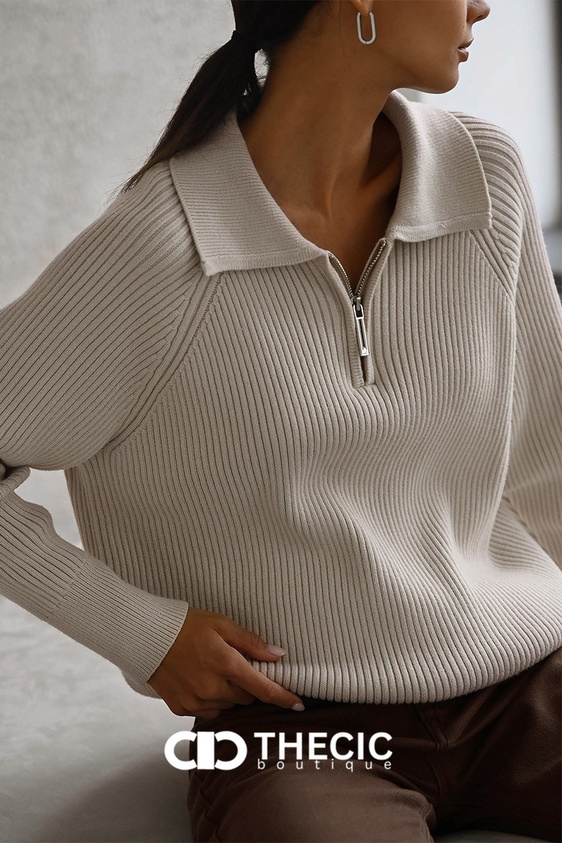 Ribbed Knit Polo Collar Quarter-Zip Sweater