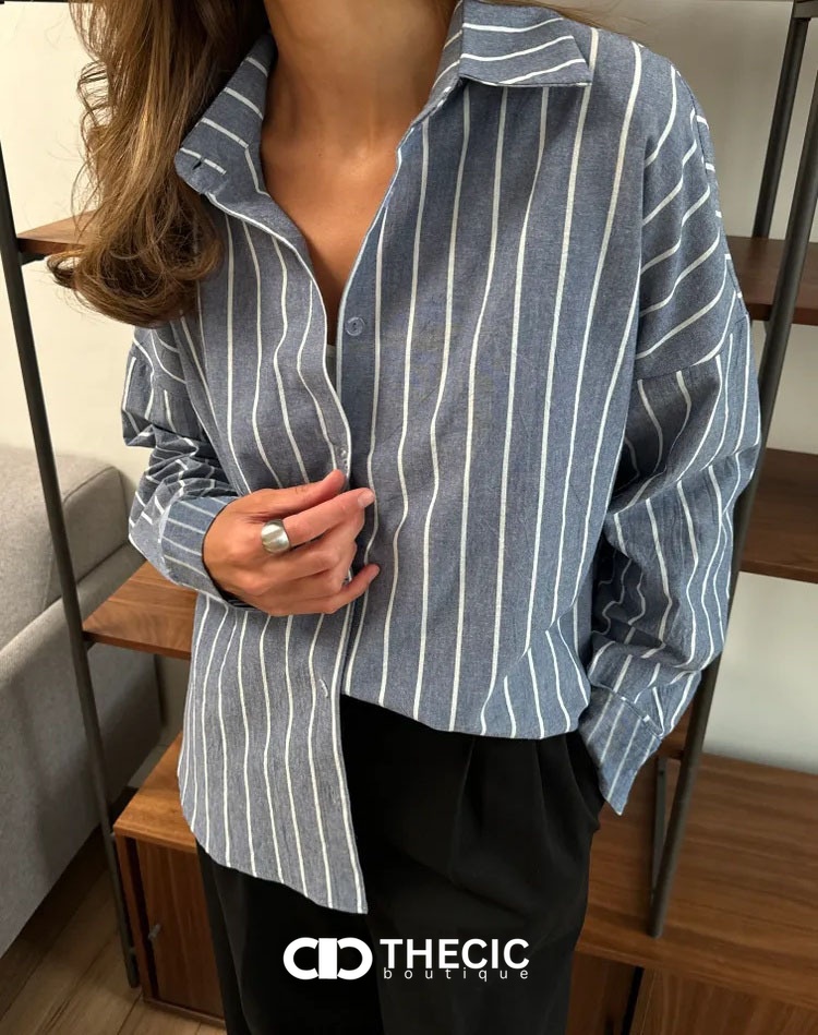 Textured Striped Button-Up Collared Relaxed Shirt