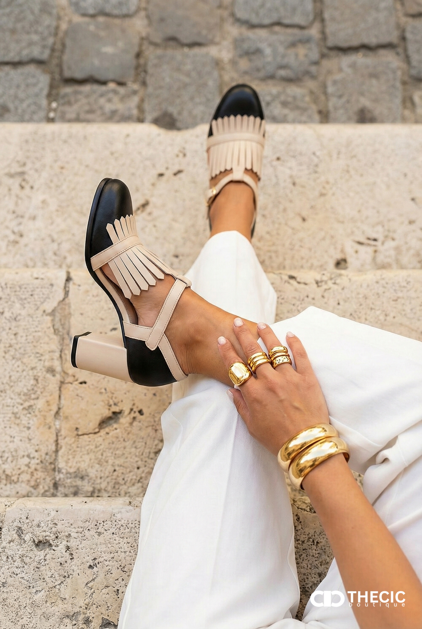 Two-Tone Fringe Block Heel Mary Jane Pumps