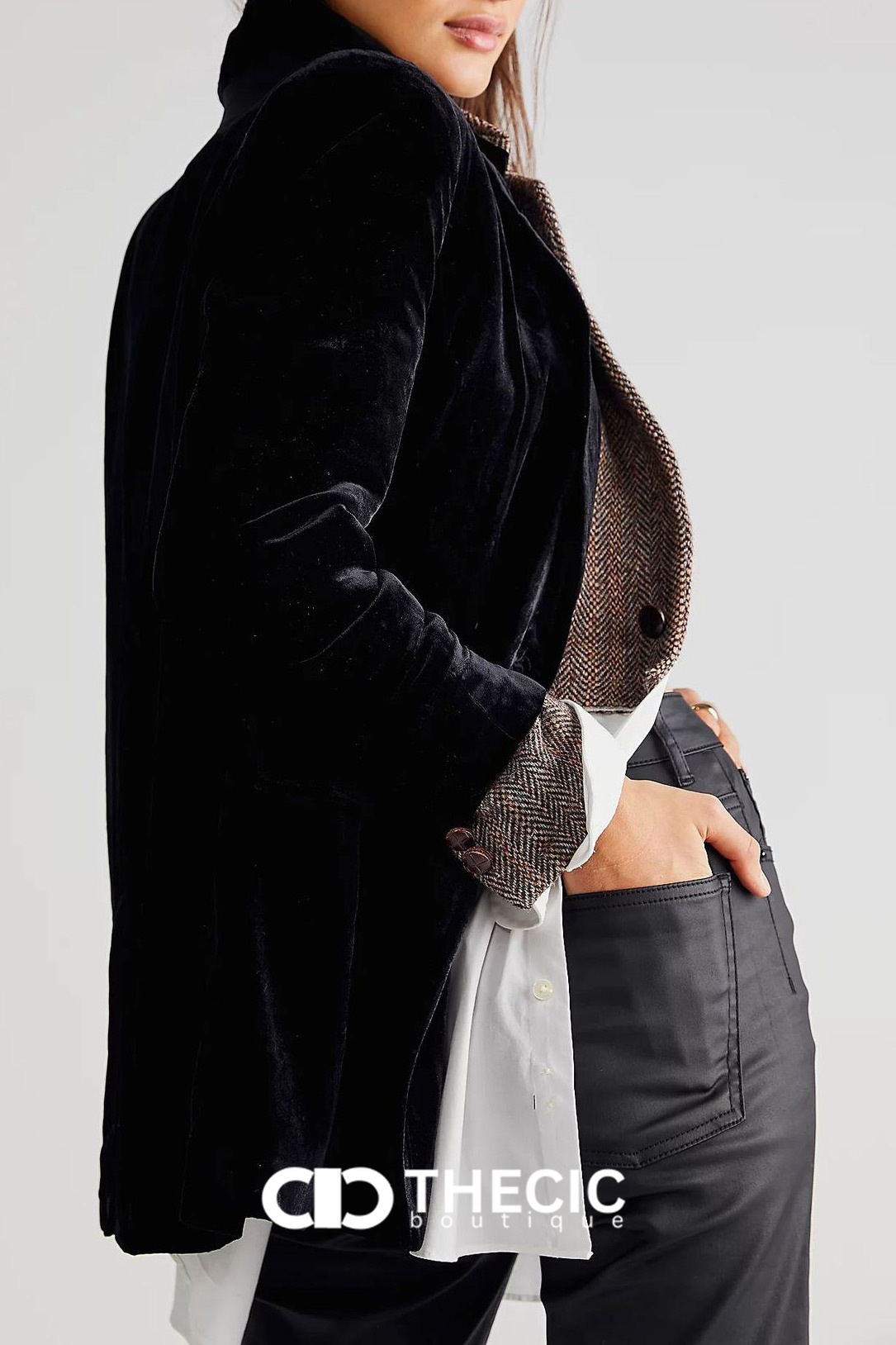 Velvet Double-Breasted Relaxed Fit Blazer