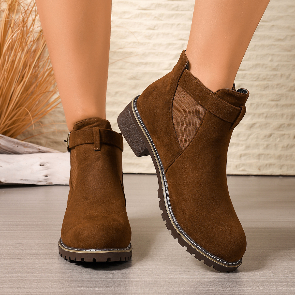 women's retro flat boots