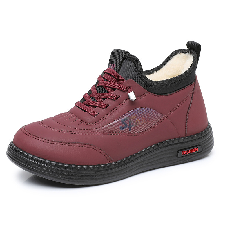Women's winter shoes with soft sole and plush lining