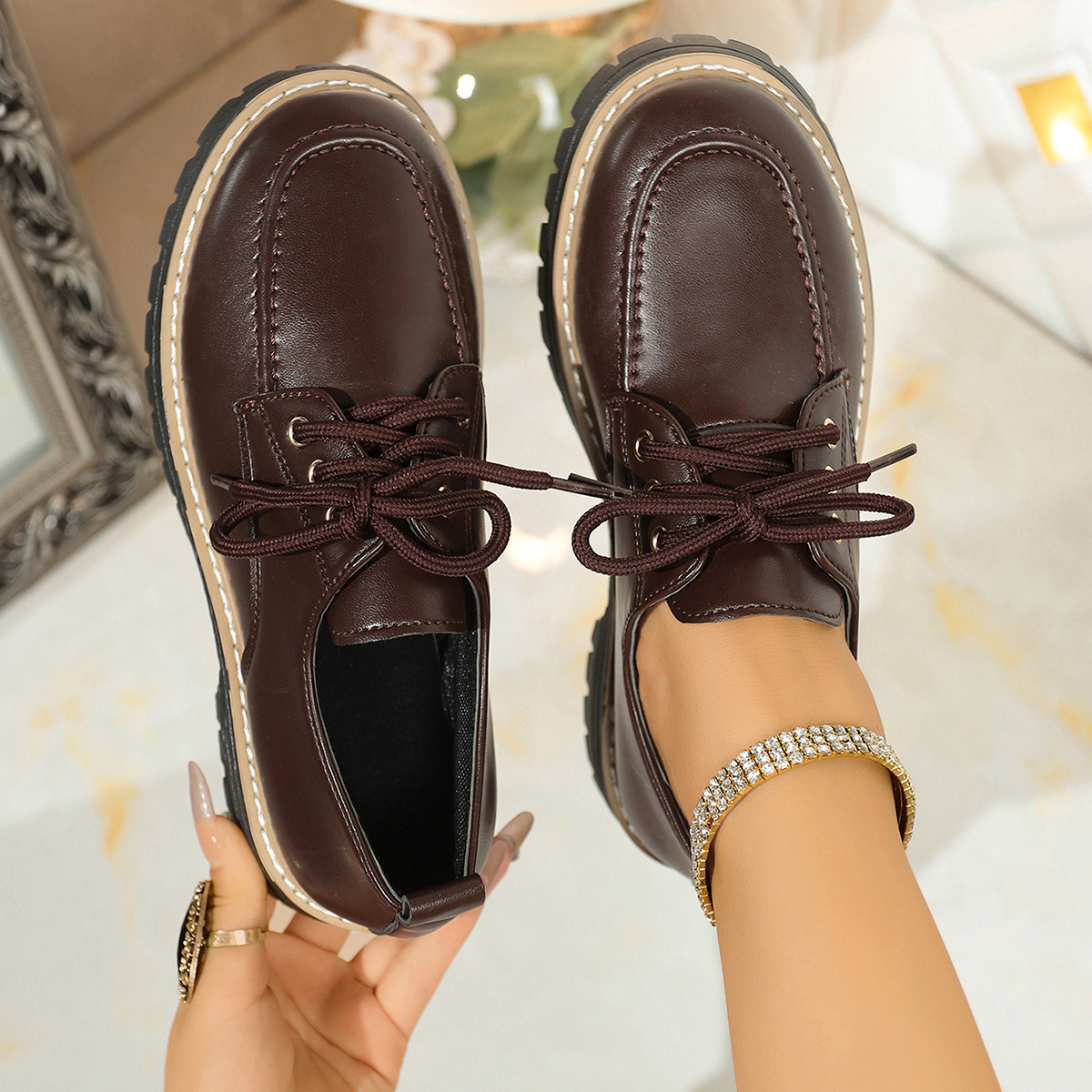Women's platform lace-up loafers