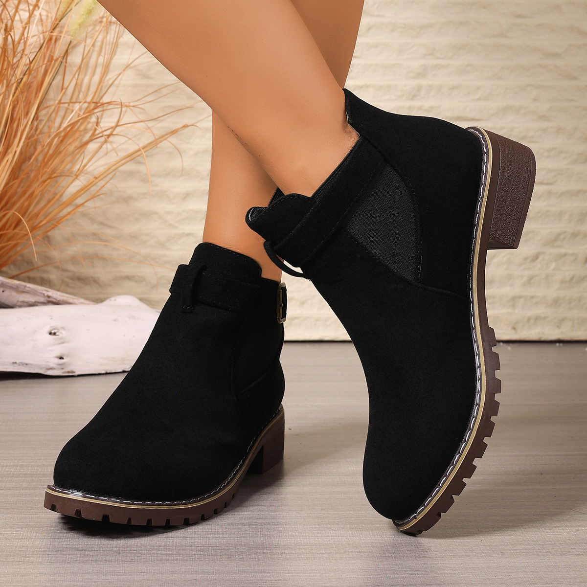women's retro flat boots