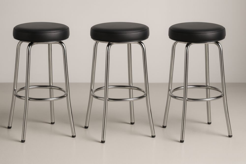 Tabourets en métal et cuir synthétique noir, ensemble de 3-Selvaranest