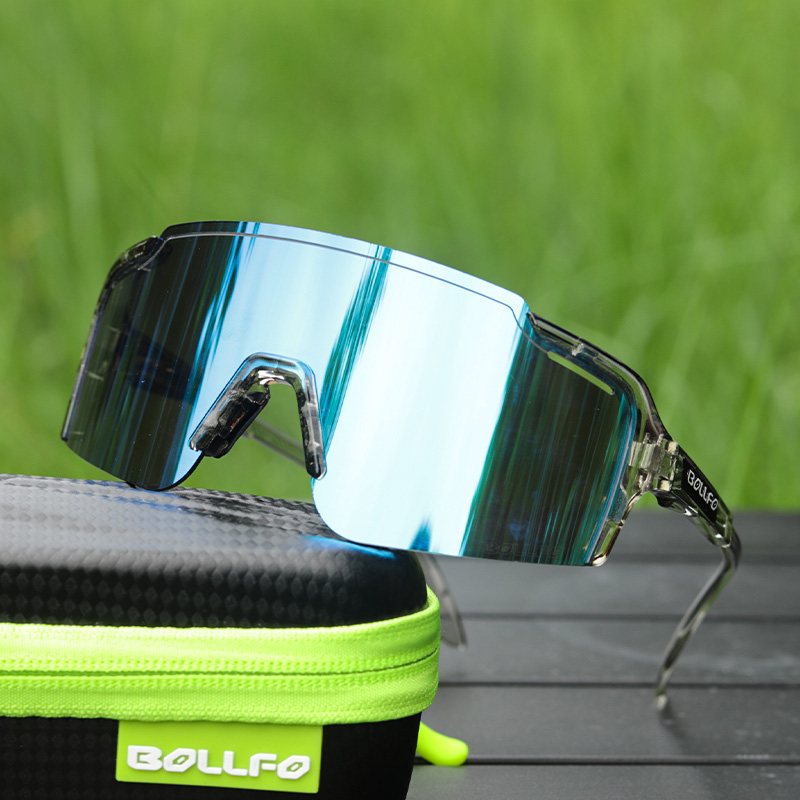 Photochromic Cycling Sunglasses – Auto-Tint Lens for Day & Night Riding